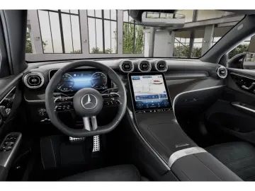 MERCEDES-BENZ GLC 200 4M Coupé AMG Sport Premium NIGHT