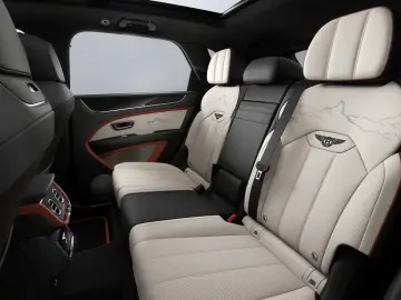 Bentley Bentayga V6 Hybrid Artenara  MY27