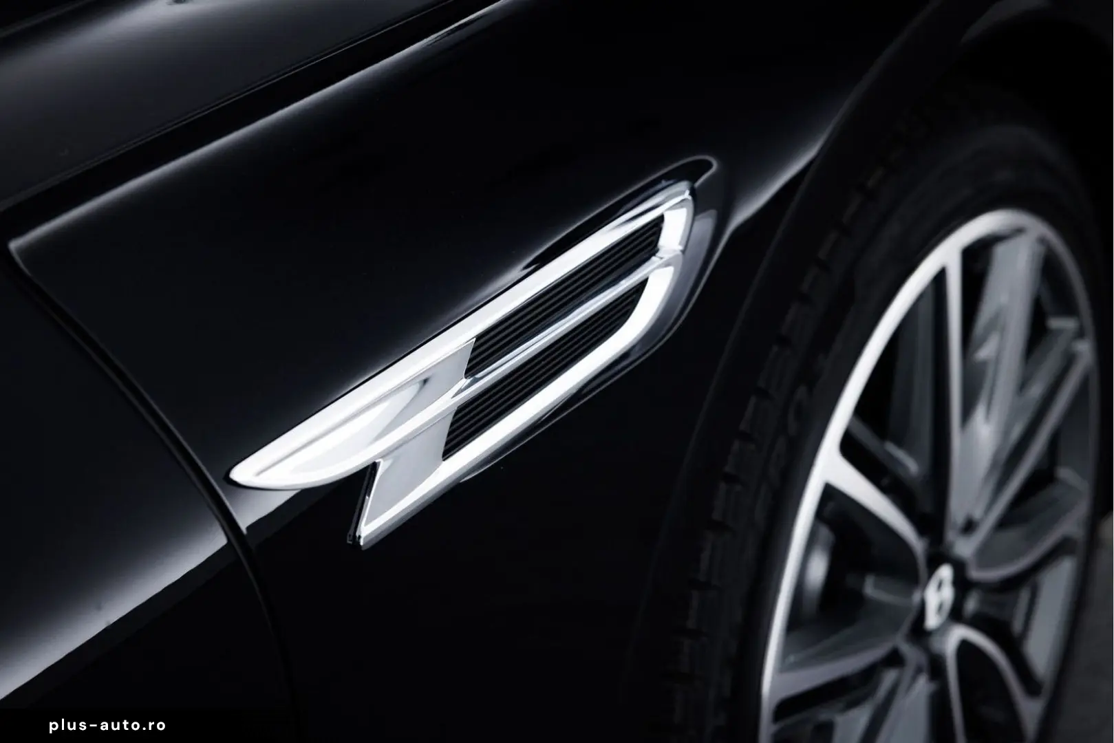 BENTLEY Flying Spur V8 Hybrid MY2026