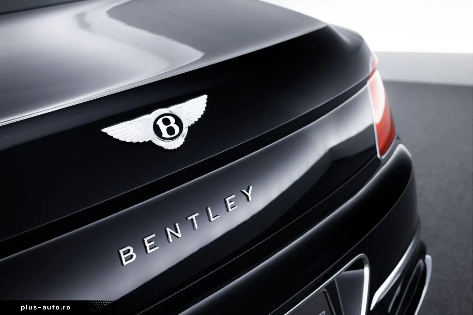 BENTLEY Flying Spur V8 Hybrid MY2026