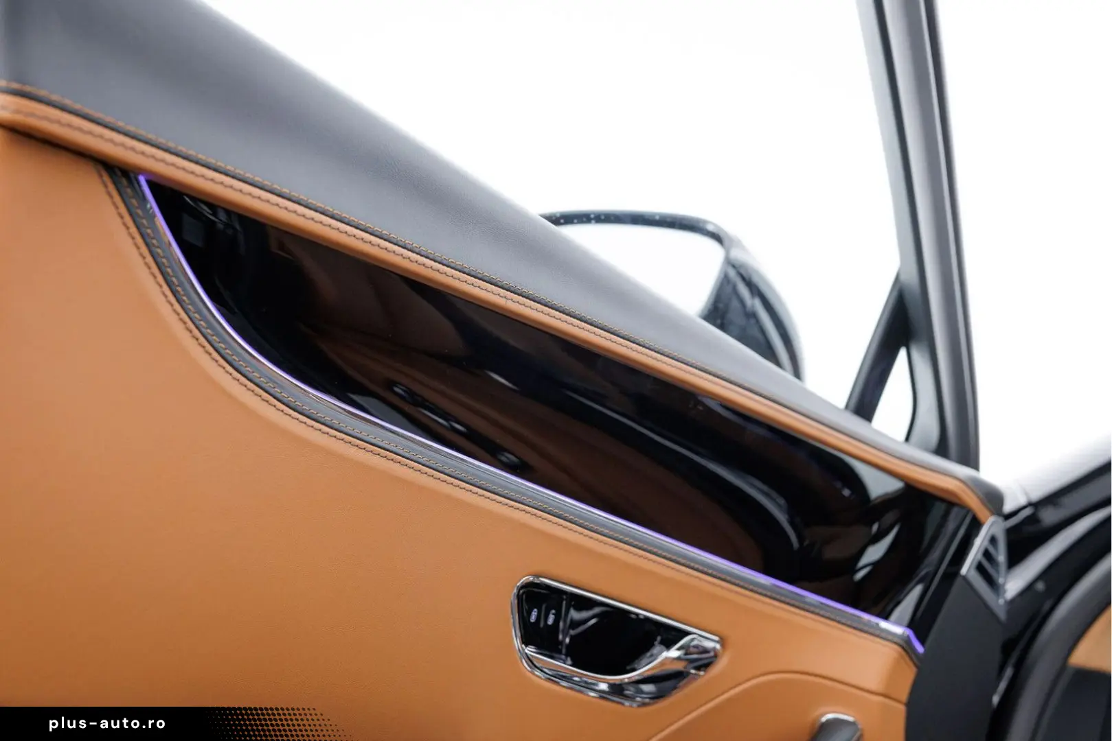 BENTLEY Flying Spur V8 Hybrid MY2026