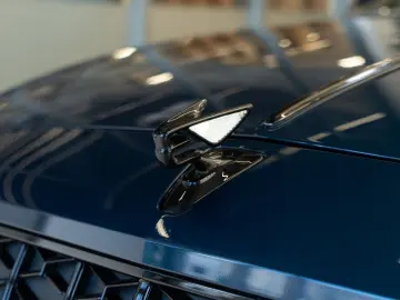 BENTLEY Flying Spur Azure V8 Hybrid