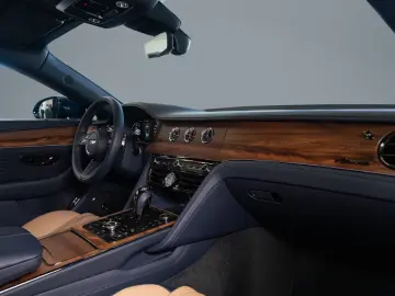 BENTLEY Flying Spur Azure V8 Hybrid