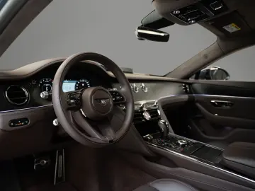 BENTLEY Flying Spur V8 Hybrid MY26