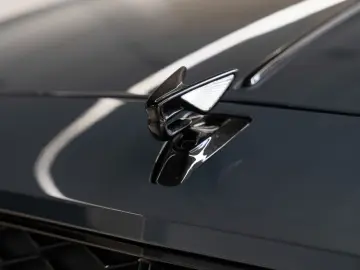 BENTLEY Flying Spur V8 Hybrid MY26