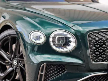 BENTLEY Flying Spur Speed hybrid  Green   Rotating  Naim