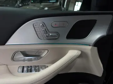 MERCEDES-BENZ GLS 400 d 4Matic AHK MASSAGE 360  MULT…
