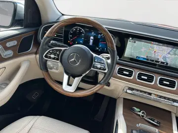 MERCEDES-BENZ GLS 350 d 4Matic