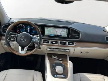 MERCEDES-BENZ GLS 350 d 4Matic