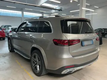 MERCEDES-BENZ GLS 400 d 4M STANDHZ PANO AIRMATIC DIS…
