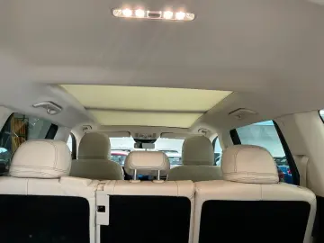 MERCEDES-BENZ GLS 400 d 4M STANDHZ PANO AIRMATIC DIS…