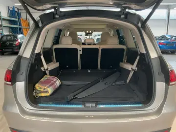 MERCEDES-BENZ GLS 400 d 4M STANDHZ PANO AIRMATIC DIS…
