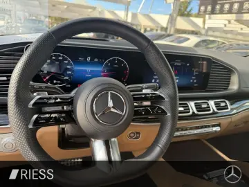 MERCEDES-BENZ GLS 450 d 4M AMG Sport Distr AHK Pano …