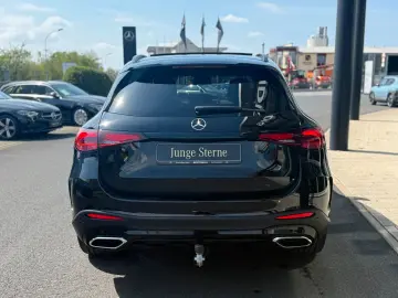 MERCEDES-BENZ GLC 300d 4M AMG-PANO DIGITAL-LGHT 20  …