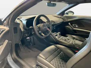 AUDI R8 Spyder V10 performance RWD AUT