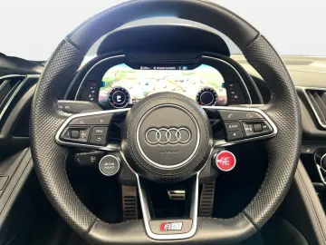 AUDI R8 Spyder V10 performance RWD AUT