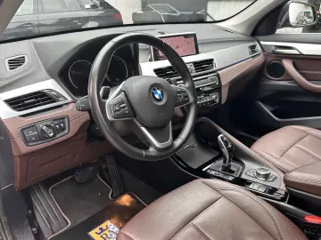 BMW X1 20d xDrive xLine KAMERA MEMORY LEDER KEY-LESS