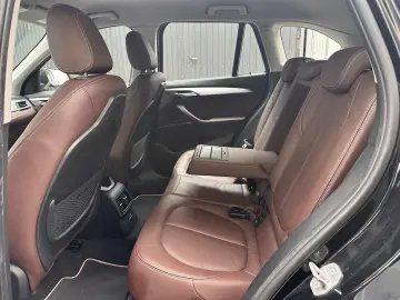 BMW X1 20d xDrive xLine KAMERA MEMORY LEDER KEY-LESS