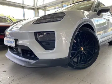 PORSCHE Macan 4 Electric GARANTIE 03.2027
