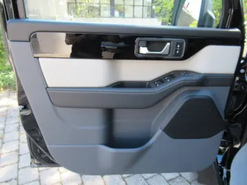 INEOS Grenadier Fieldmaster LTD - Nappa Recaro