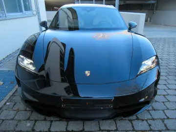 PORSCHE MY25 4C TURISMO