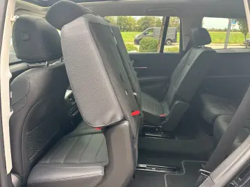 MERCEDES-BENZ GLS 400 d 4MATIC AMG Night