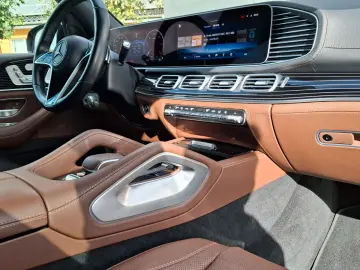MERCEDES-BENZ GLS 350 d 4Matic