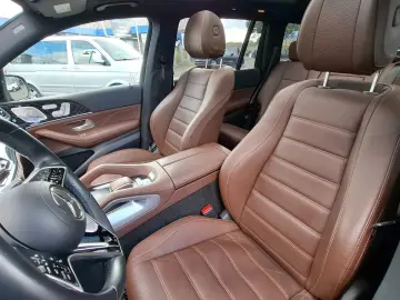 MERCEDES-BENZ GLS 350 d 4Matic