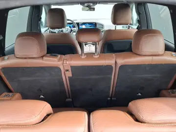 MERCEDES-BENZ GLS 350 d 4Matic