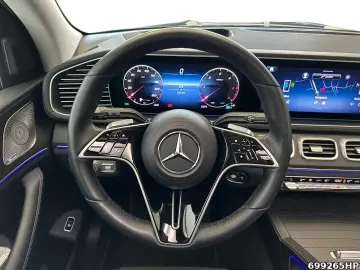 MERCEDES-BENZ GLS 450 d 4M