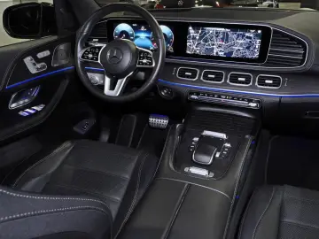 MERCEDES-BENZ GLS 450 4M AMG