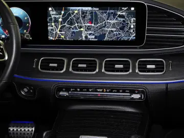 MERCEDES-BENZ GLS 450 4M AMG