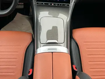MERCEDES-BENZ GLC 300 d 4Matic