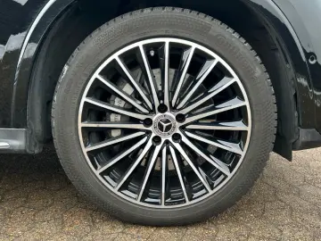 MERCEDES-BENZ GLC 300 d 4Matic