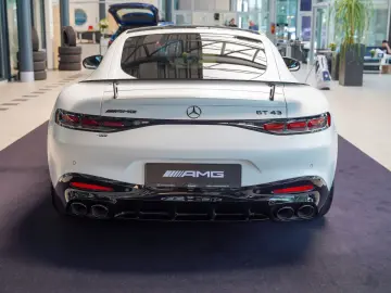 MERCEDES-BENZ AMG GT 43 Night