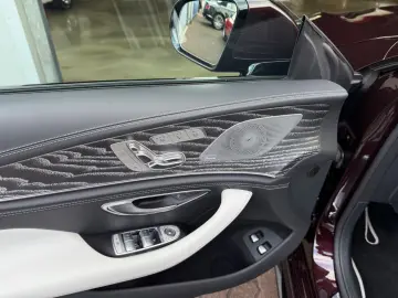 MERCEDES-BENZ AMG GT 63 S E PERFORMANCE