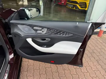 MERCEDES-BENZ AMG GT 63 S E PERFORMANCE