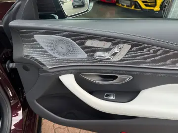 MERCEDES-BENZ AMG GT 63 S E PERFORMANCE