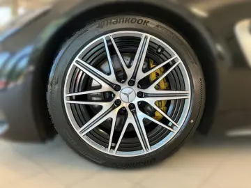 MERCEDES-BENZ AMG GT 63 4M