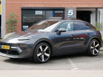 PORSCHE Macan 4 100 kWh