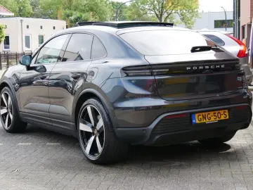 PORSCHE Macan 4 100 kWh