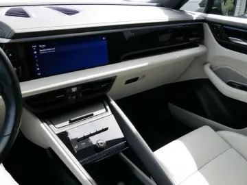 PORSCHE Macan 4 100 kWh