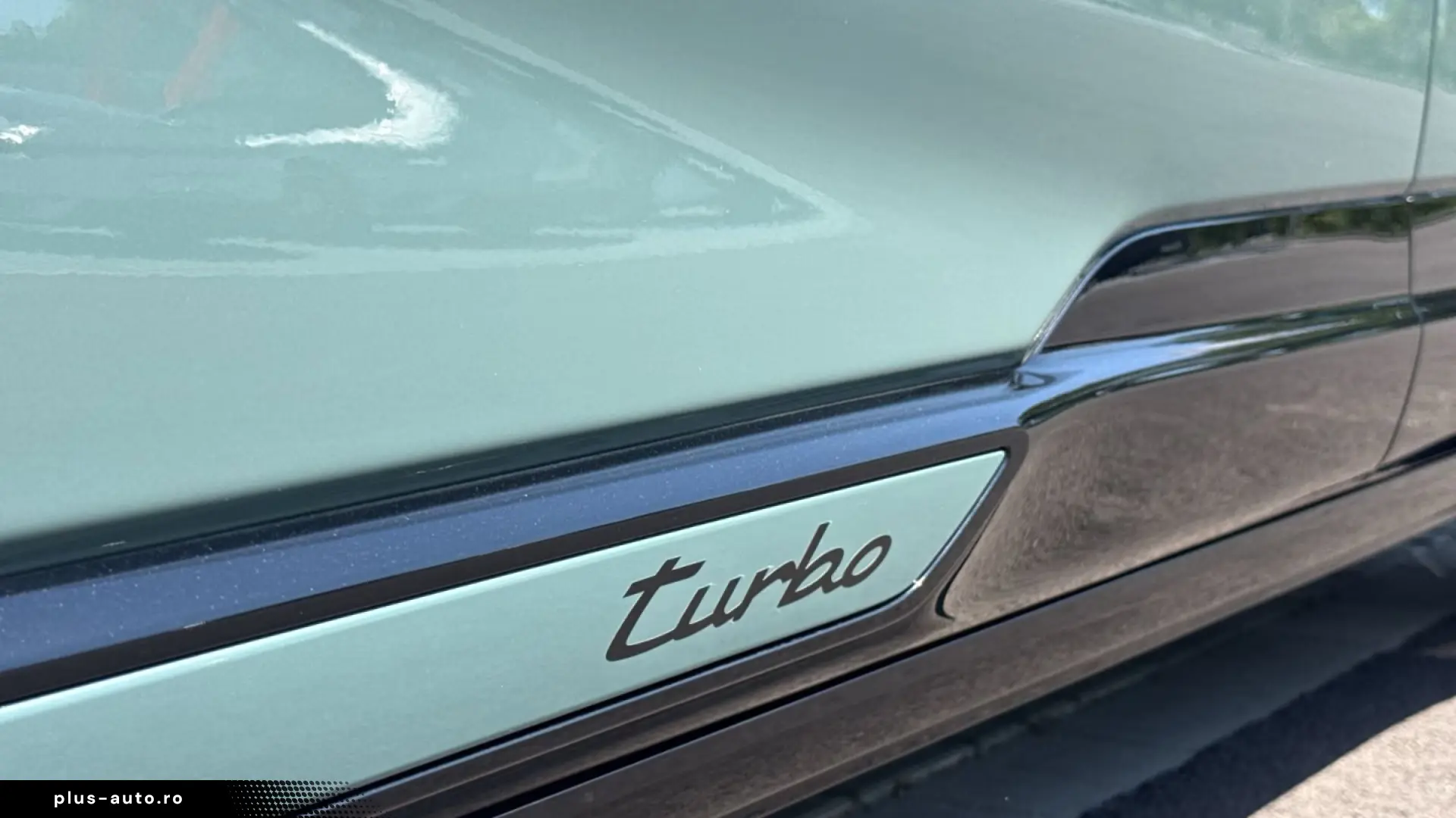 Porsche Cayenne Turbo Electric Active-Ride