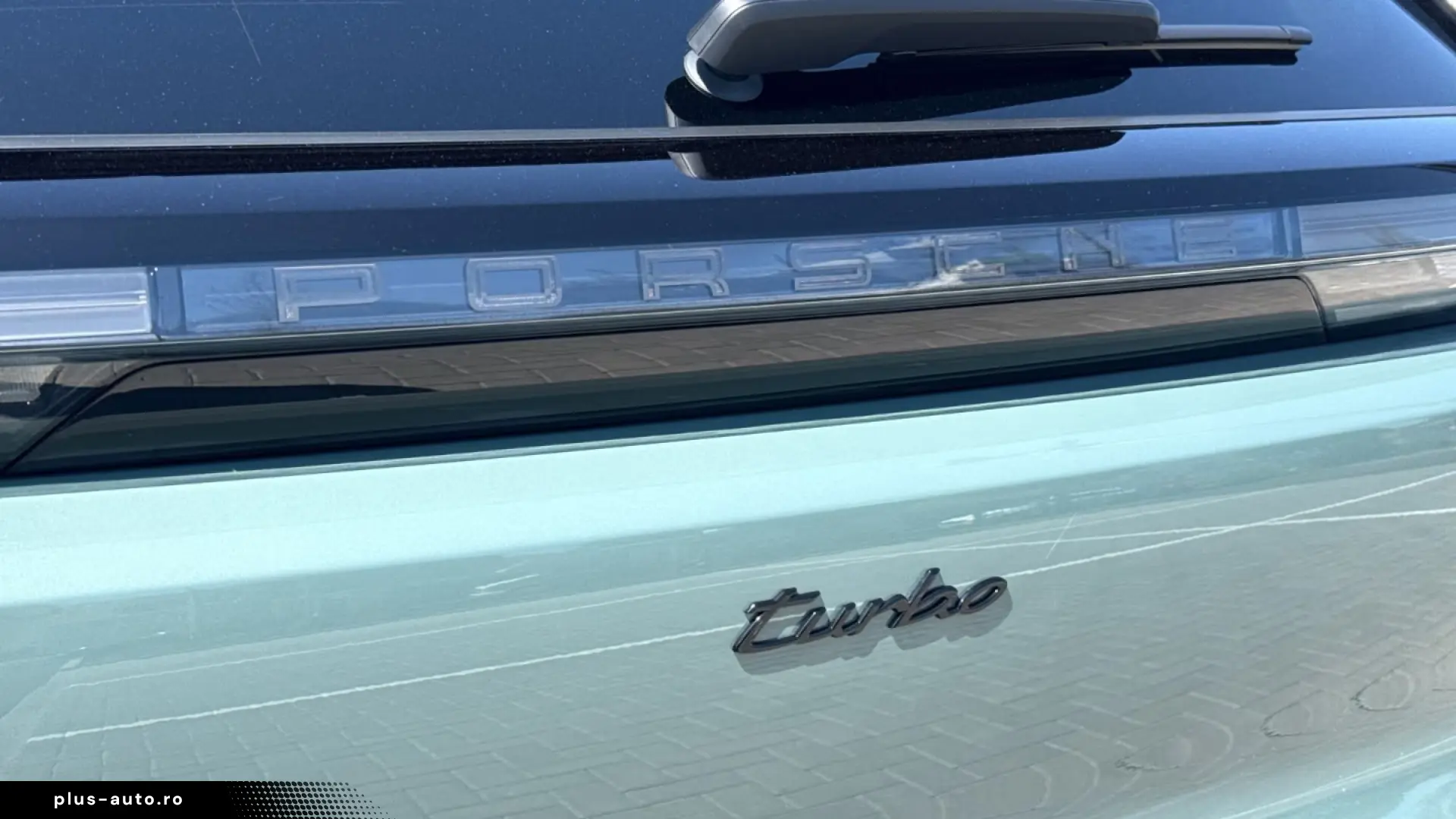 Porsche Cayenne Turbo Electric Active-Ride