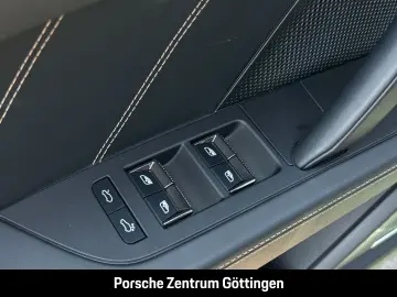 Porsche Cayenne Turbo Electric Active-Ride