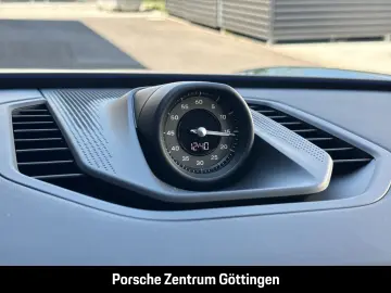 Porsche Cayenne Turbo Electric Active-Ride