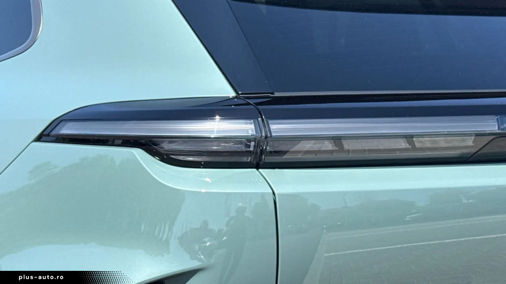 Porsche Cayenne Turbo Electric Active-Ride