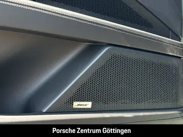 Porsche Cayenne Turbo Electric Active-Ride