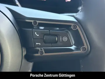 Porsche Cayenne Turbo Electric Active-Ride