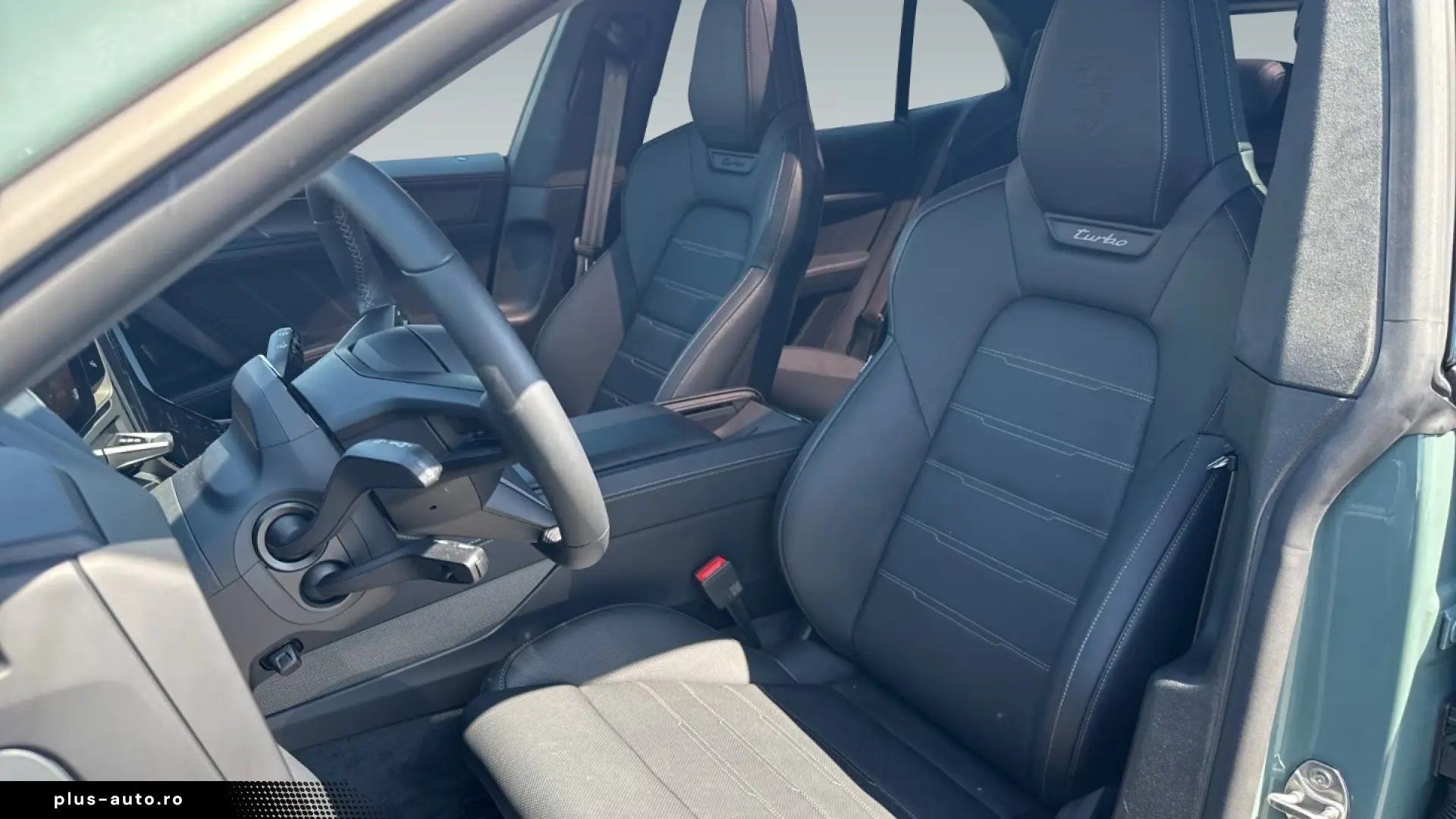 Porsche Cayenne Turbo Electric Active-Ride